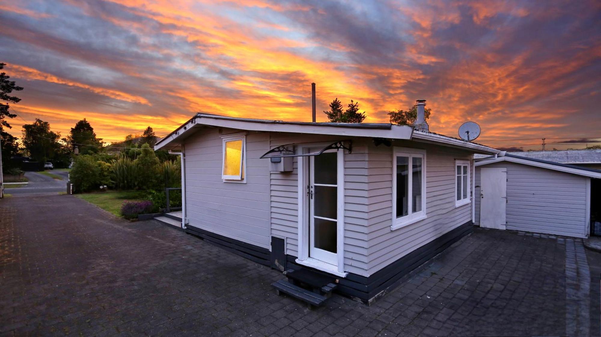 Willa Cosy Lockwood In Town Taupo Zewnętrze zdjęcie